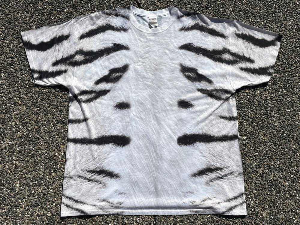 Y2K White Tiger Stripe Fur All over Print AOP XXL 2XL Animal shirt